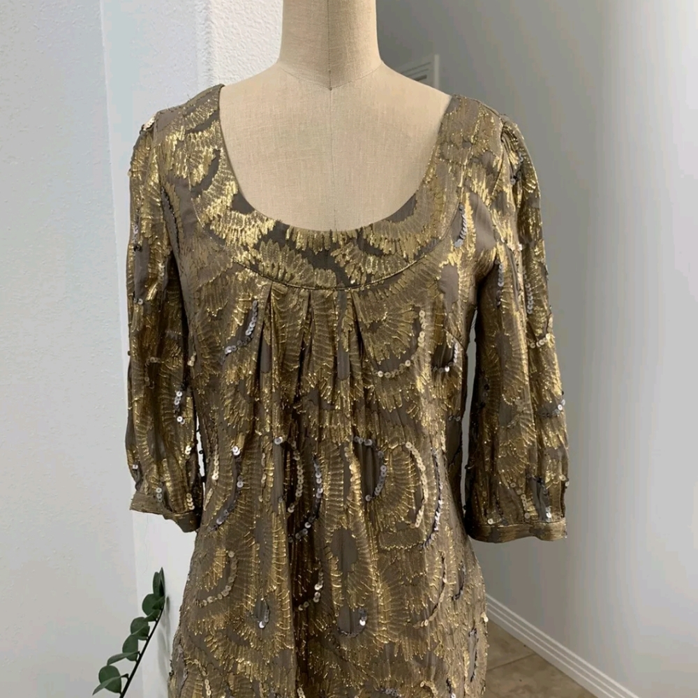 Holiday collection top